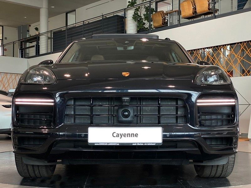 Porsche Cayenne Turbo SportDesign Sbel Carbon InnoD. AHK