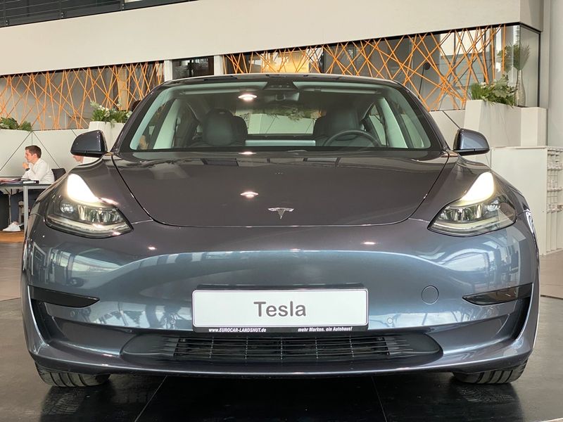 Tesla Model 3 Standard Range Plus Pano Navi Kamera