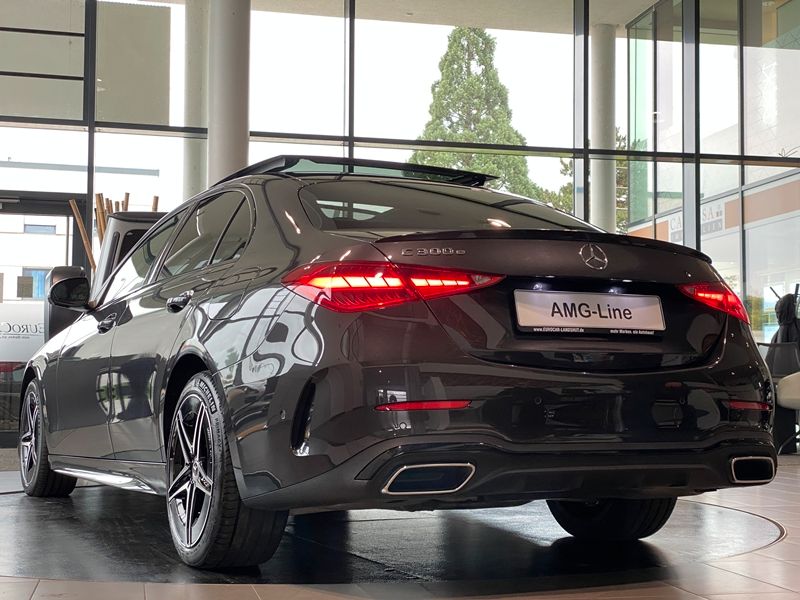 Mercedes-Benz C 300e AMG MBUX DigiLight Carbon Memory DTR 360°