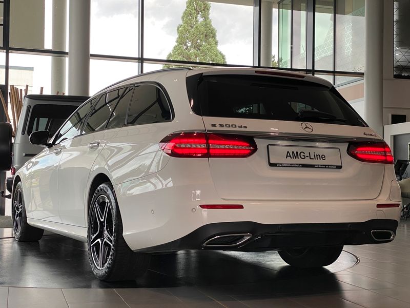Mercedes-Benz E 300de AMG NightP WideS AugReality Memory DTR+