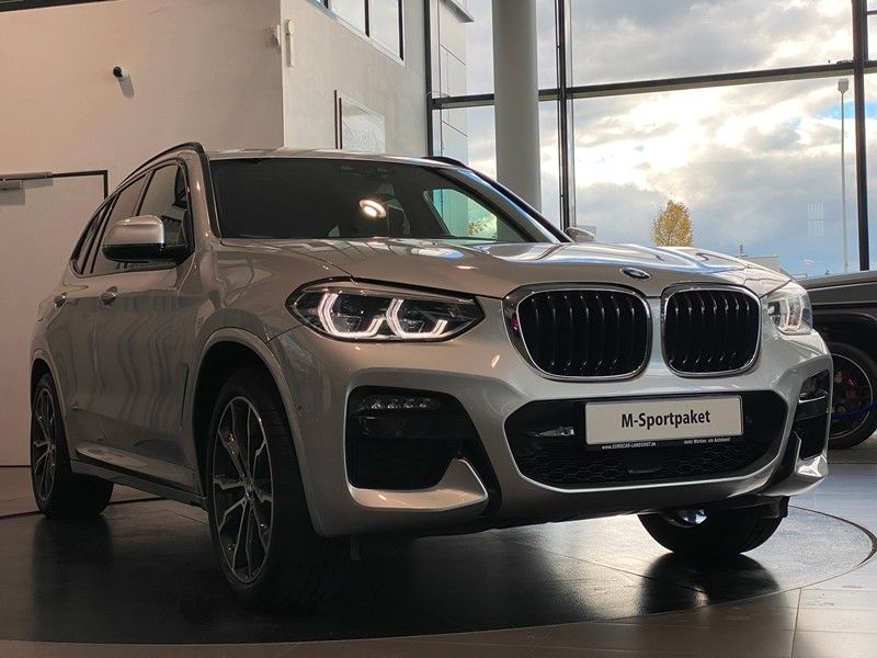 BMW X3 30e xDrive M-Sport CockpitProf HUD ACC 20"