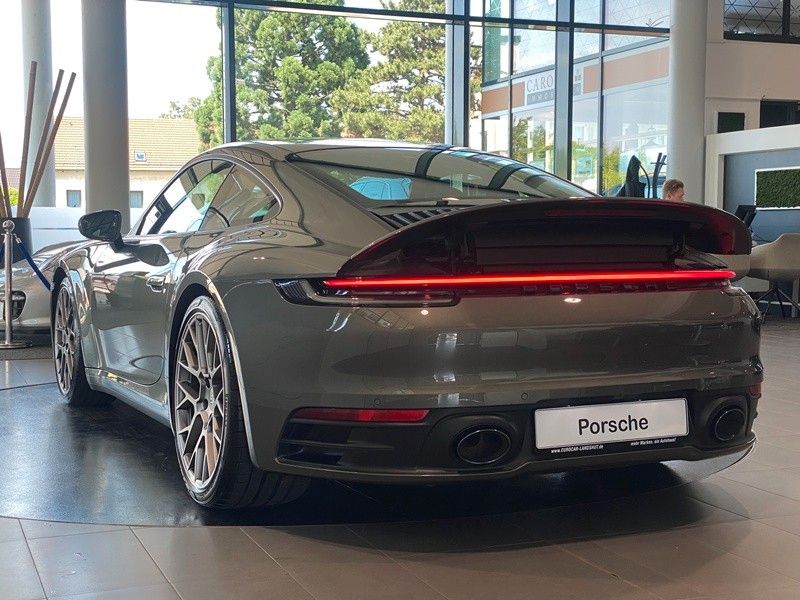 Porsche 992 Carrera S PDK Chrono PASM PCM Kam Sportabgas