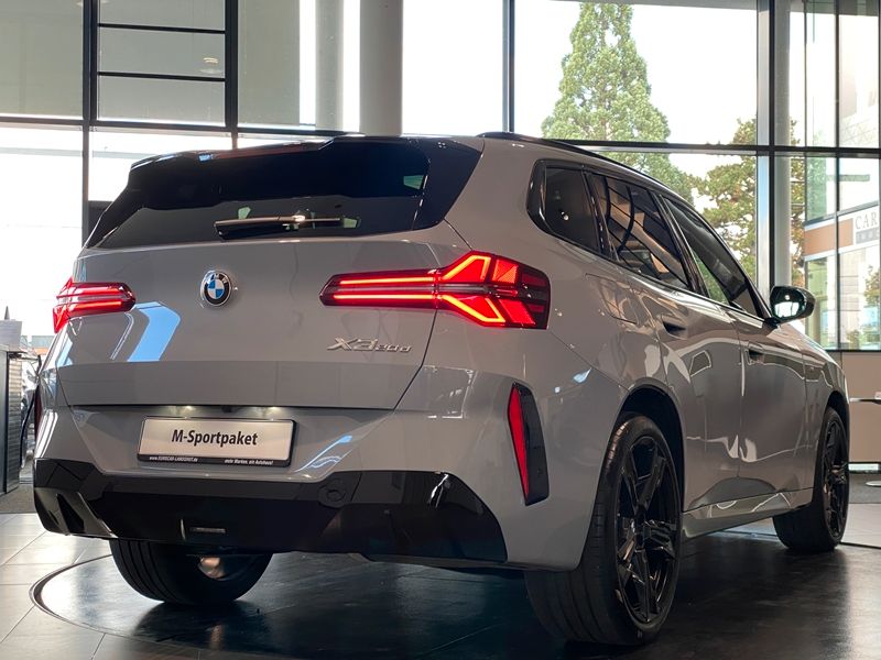 BMW X3 20d M-SportPro Sthz Sbel Pano H&K ACC AHK 21"
