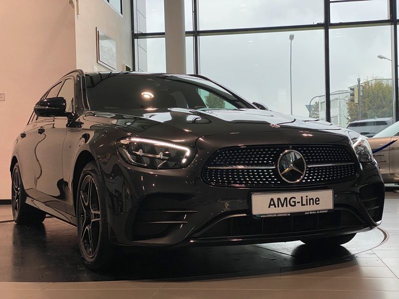 Mercedes-Benz E 300de AMG NightP WideS Pano Burm. DTR AHK 360°