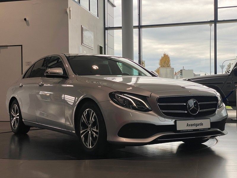 Mercedes-Benz E 200d Limousine Avantgarde Navi DAB AHK DTR+