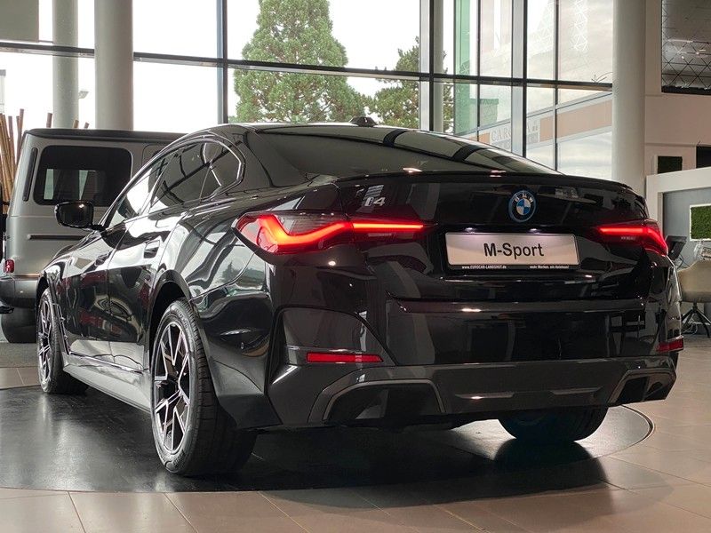 BMW i4 35e M-Sport Pro Curved Carbon AmbienteB ACC