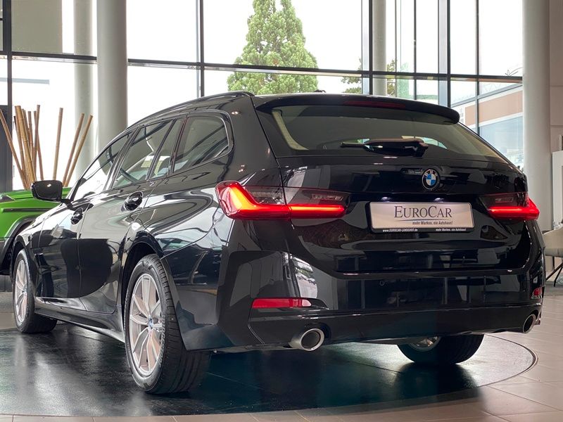 BMW 318d Touring Curved DrivingAssistant Shzg LED