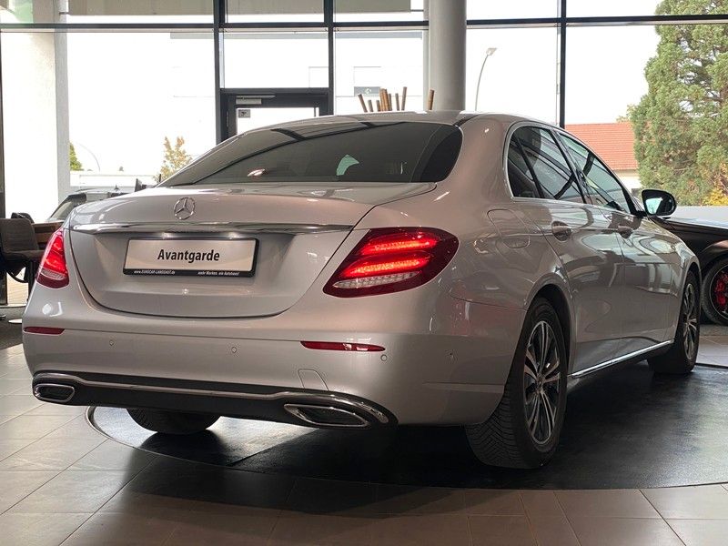 Mercedes-Benz E 200d Limousine Avantgarde Navi DAB AHK DTR+