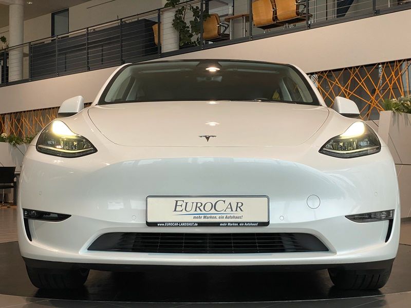 Tesla Model Y Performance Dual Motor AWD Enh.Autopilot