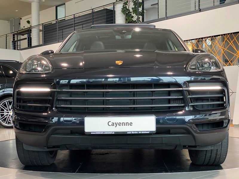 Porsche Cayenne Platinum Edition PCM PDLS Pano Sthz 21"