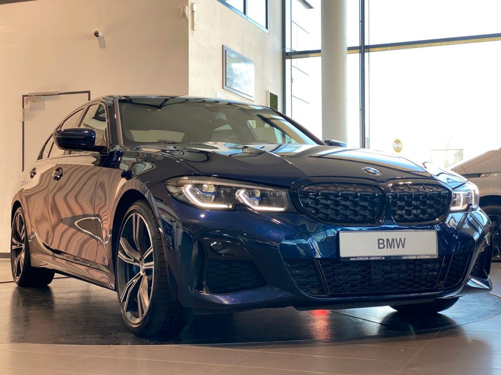 BMW M340i xDr CockpitProf Shadow Laser Leder HUD H&K