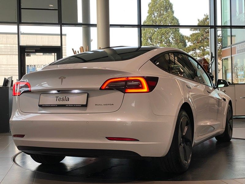 Tesla Model 3 AWD Long Range Dual Motor Navi AHK