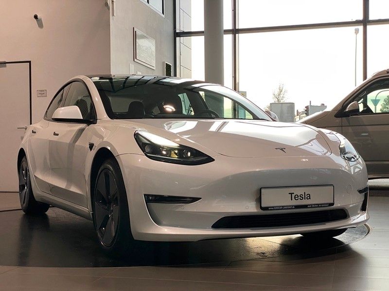 Tesla Model 3 AWD Long Range Dual Motor Navi AHK