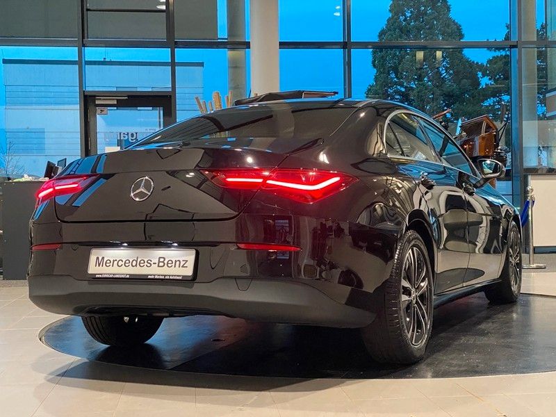 Mercedes-Benz CLA 200d DCT Advanced MBUX LED Sitzhzg Kamera