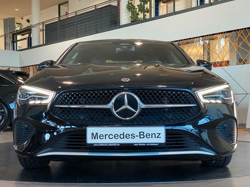 Mercedes-Benz CLA 200d DCT Advanced MBUX LED Sitzhzg Kamera