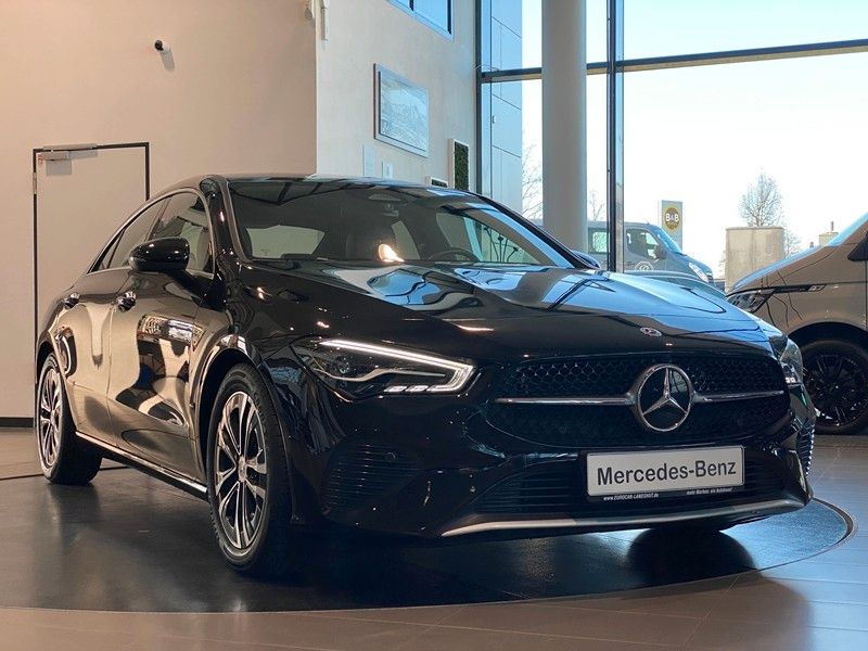 Mercedes-Benz CLA 200d DCT Advanced MBUX LED Sitzhzg Kamera