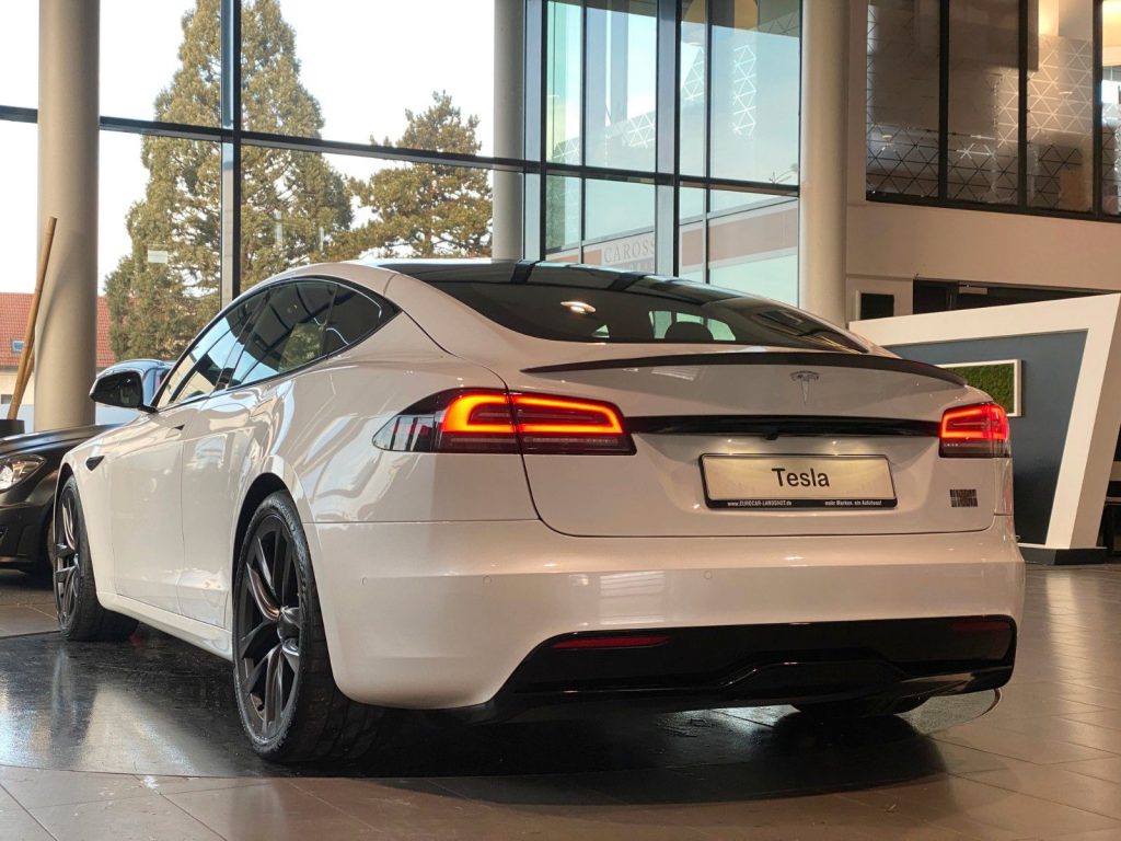 Tesla Model S Plaid AWD Yoke FSD-Autopilot Pano Sbel