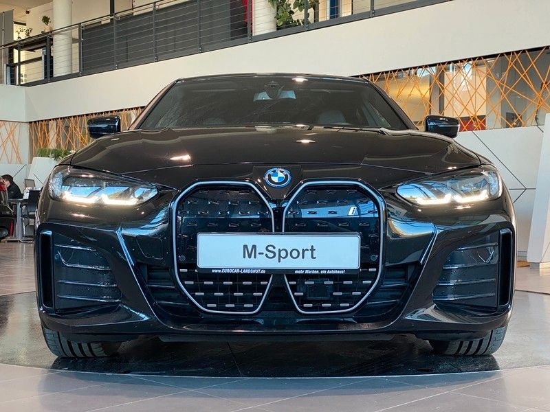 BMW i4 35e M-Sport Pro Curved Carbon AmbienteB ACC