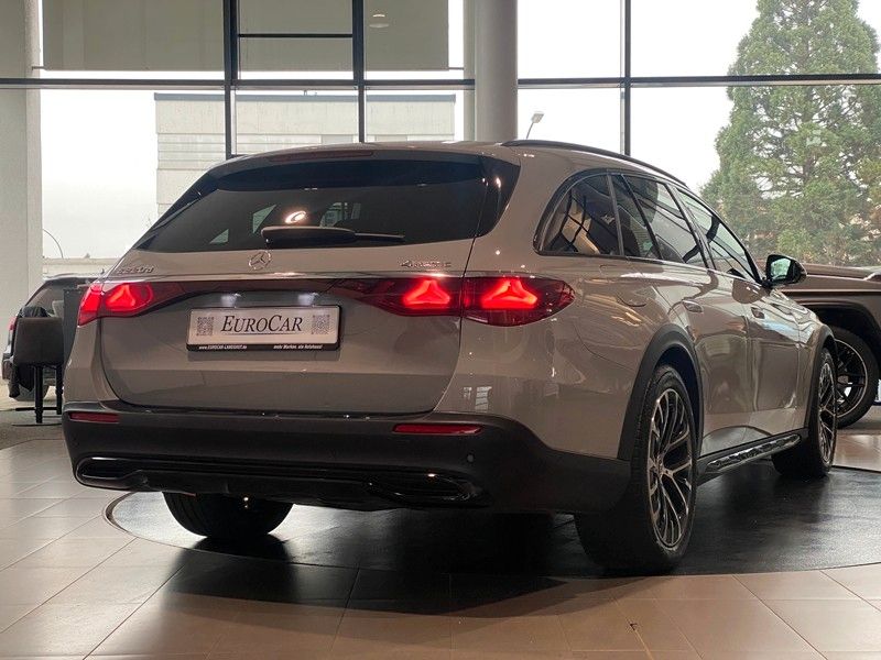 Mercedes-Benz E 220d All-Terrain MBUX Leder Sbel Sthz DTR AHK