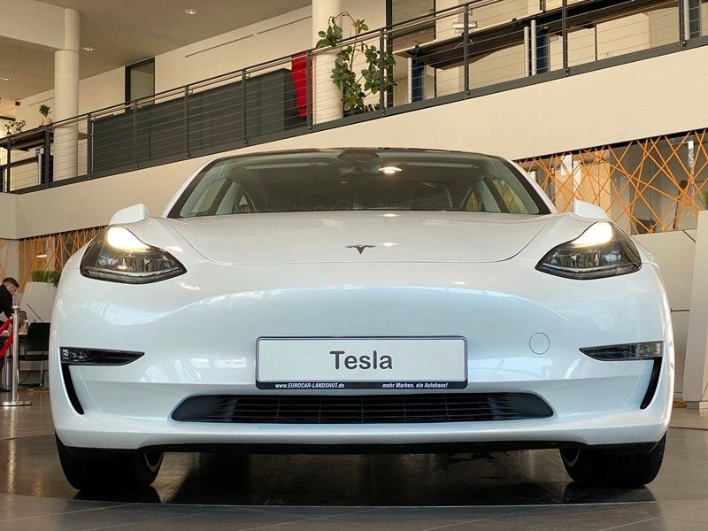 Tesla Model 3 AWD Performance Dual Motor Pano ACC 20"