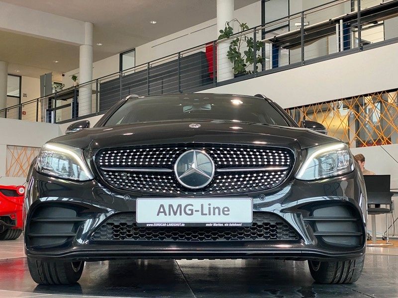Mercedes-Benz C 300de AMG NightP WideS Multibeam Pano Burm.