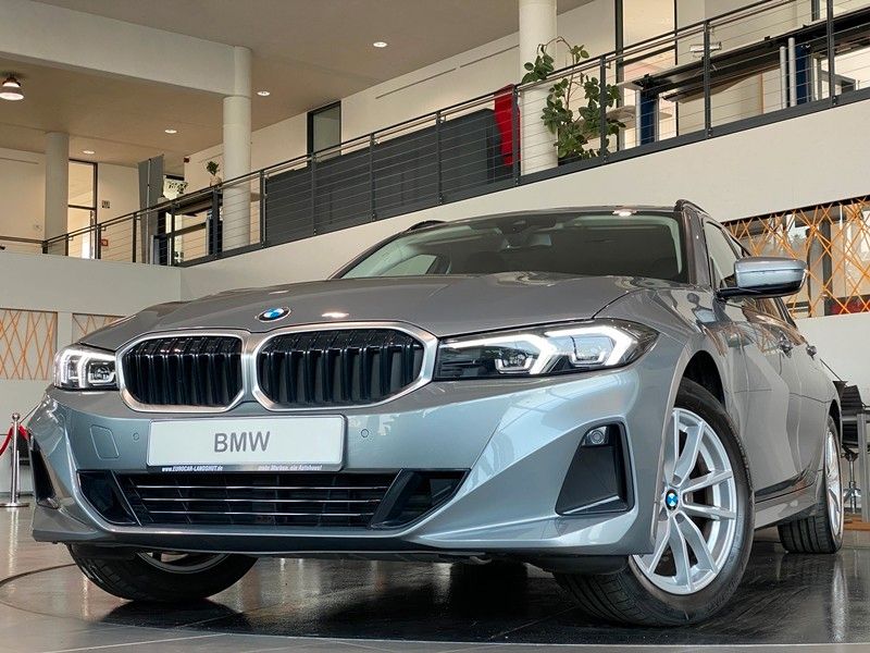 BMW 320d Touring xDrive Curved DrivingA. DAB Shz LED
