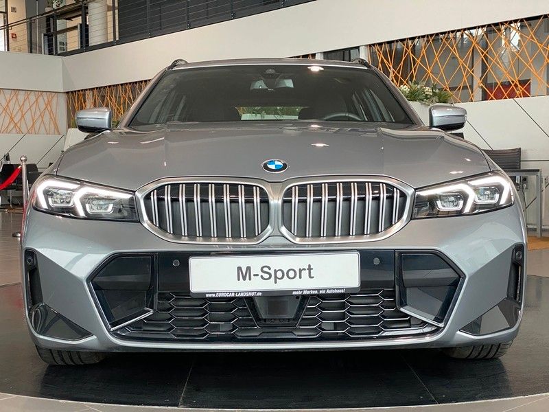 BMW 330i Touring xDrive M-Sport Curved Kam. HiFi ACC