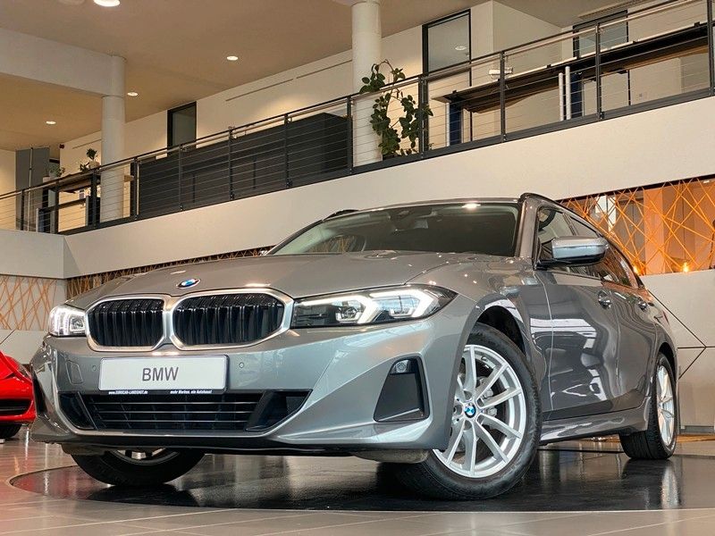 BMW 318d Touring Curved DrivingAssistant Sthzg LED