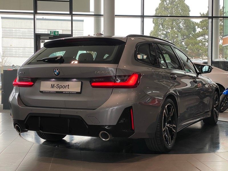 BMW 330i Touring xDrive M-Sport Curved Kam. HiFi ACC