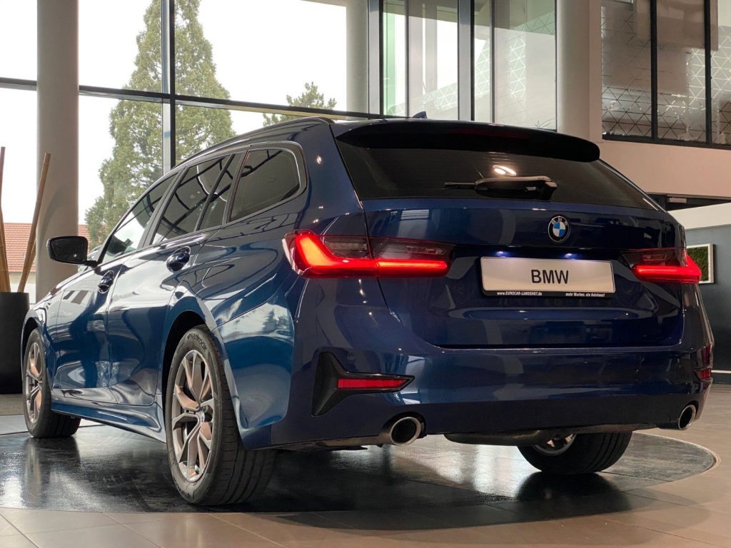 BMW 320d xDrive Advantage CockpitProf DrivingA. Shzg