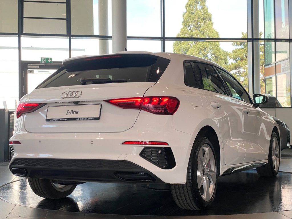 Audi A3 45 TFSIe S-line ViCo Memory LED AmbienteB ACC