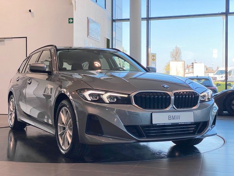 BMW 320d Touring xDrive Curved DrivingA. DAB Shz LED