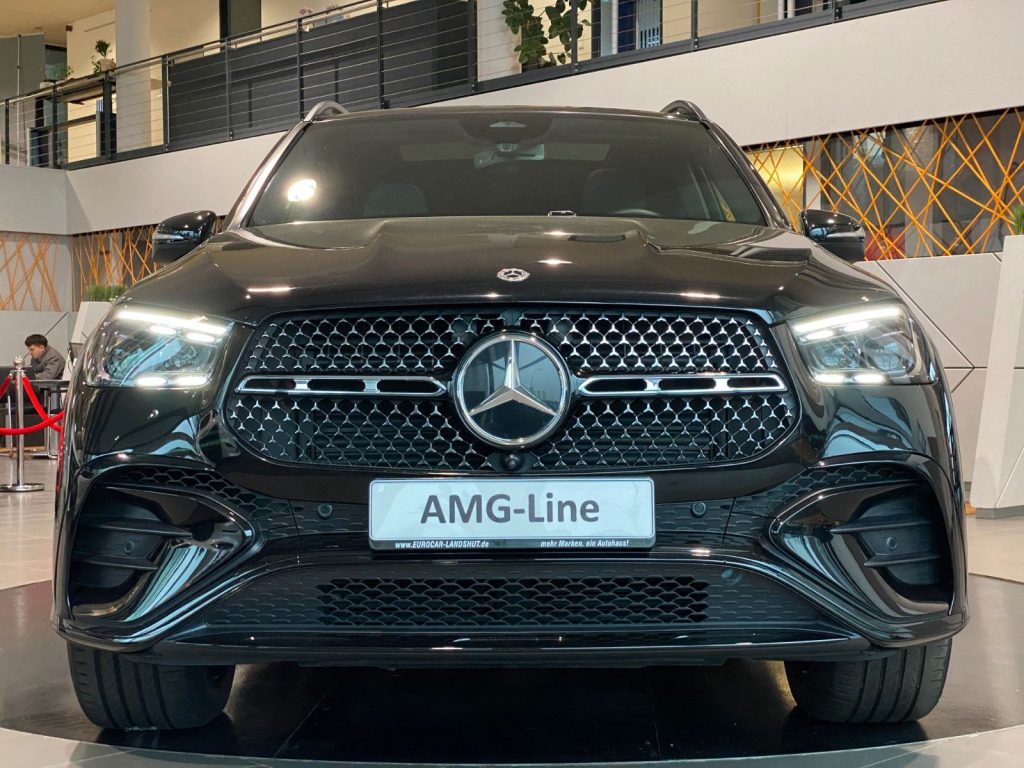 Mercedes-Benz GLE 450d AMG NightP Airm. Sbel Sthz Pano DTR AHK
