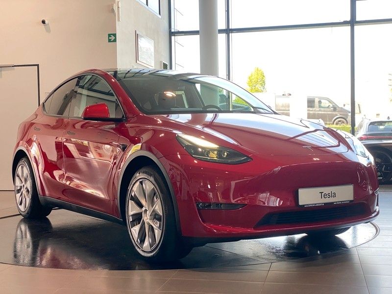 Tesla Model Y AWD Long Range Dual Motor Enh.Autopilot