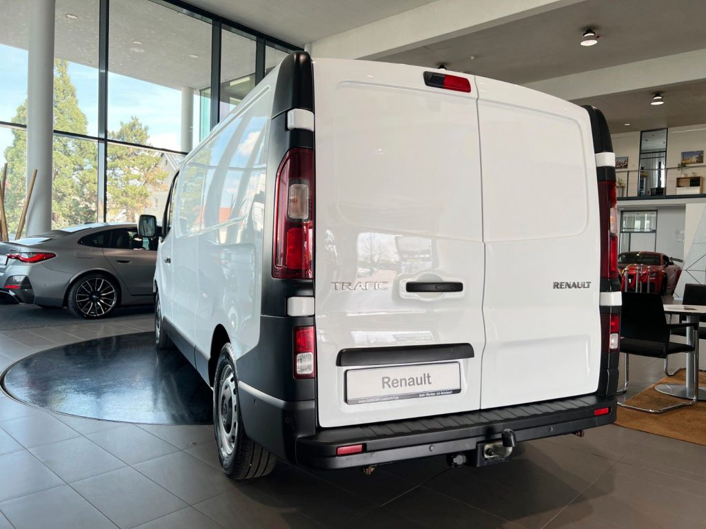 Renault Trafic 2.0 Blue dCi L2H1 Navi Kamera Shz LED AHK