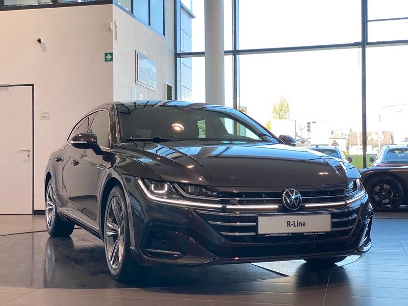 Volkswagen Arteon 2.0 TDI R-Line DigiCockpit Matrix ACC AHK