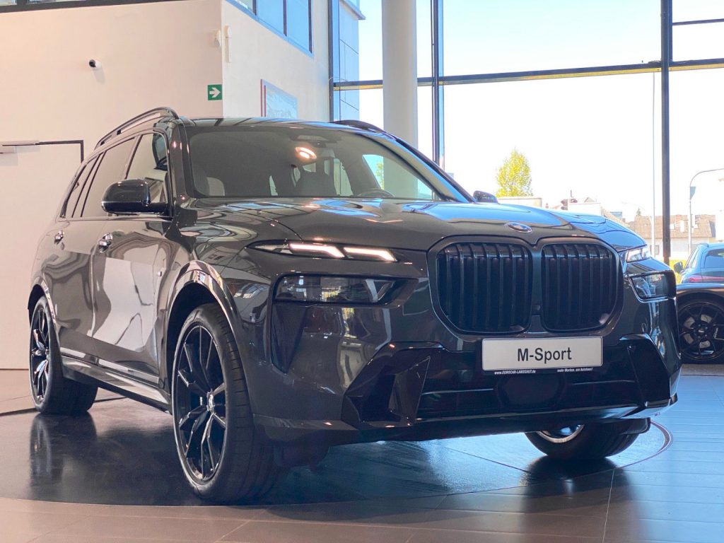 BMW X7 40d M-Sport Pro Carbon Sbel B&W ACC AHK 22"