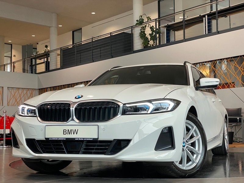 BMW 318d Touring Curved InnovationsP Kam HUD ACC AHK