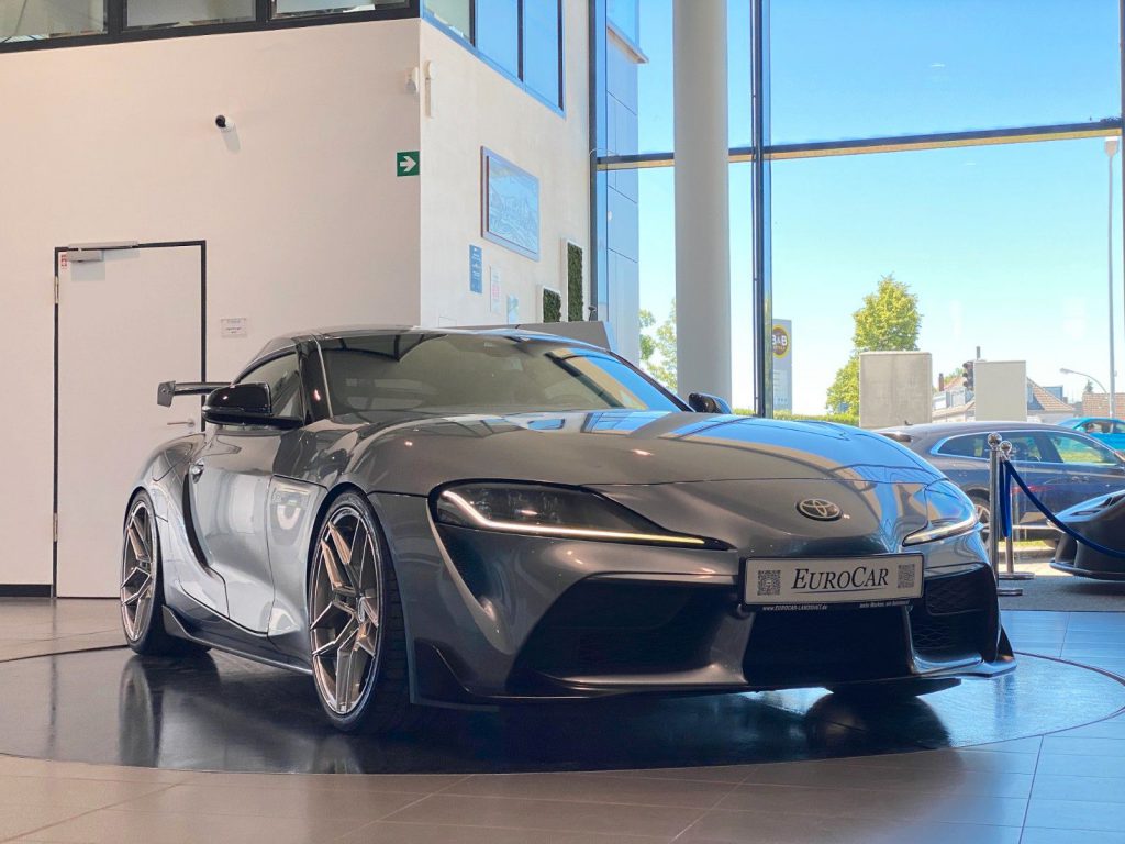 Toyota GR Supra 2.0 Premium-Paket HUD Leder Bastuck 20"