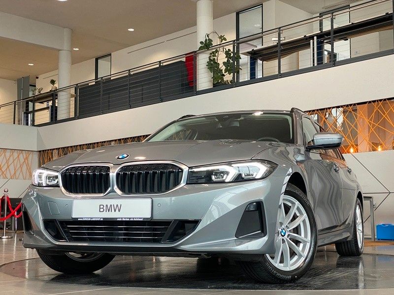 BMW 320d Touring xDrive Curved DrivingA. DAB Shz LED