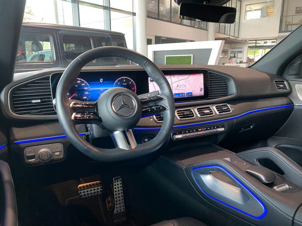 Mercedes-Benz GLE 450d AMG NightP Airm. Sbel Pano HUD DTR AHK