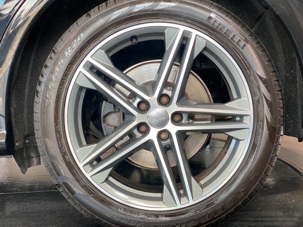 Audi SQ5 3.0 TFSI quatt ViCo Pano MRide HUD LED B&O