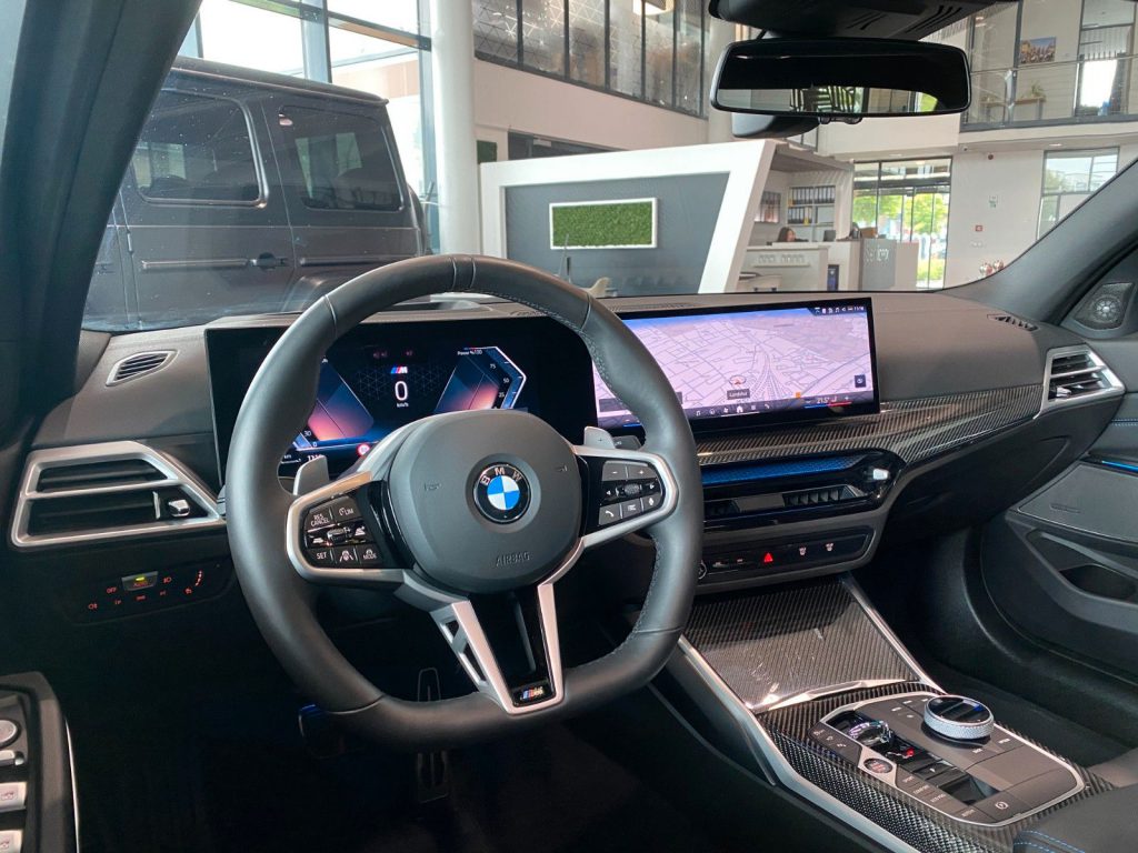 BMW 330d xDr M-Sport Pro M-Sitze Carbon Sthz ACC AHK
