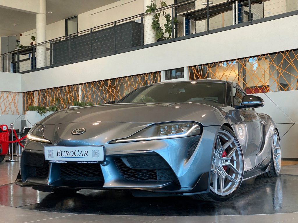 Toyota GR Supra 2.0 Premium-Paket HUD Leder Bastuck 20"