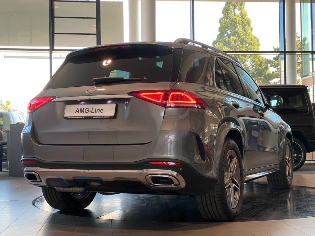 Mercedes-Benz GLE 300d AMG Pano Sthz Burm. HUD DTR AHK 360°
