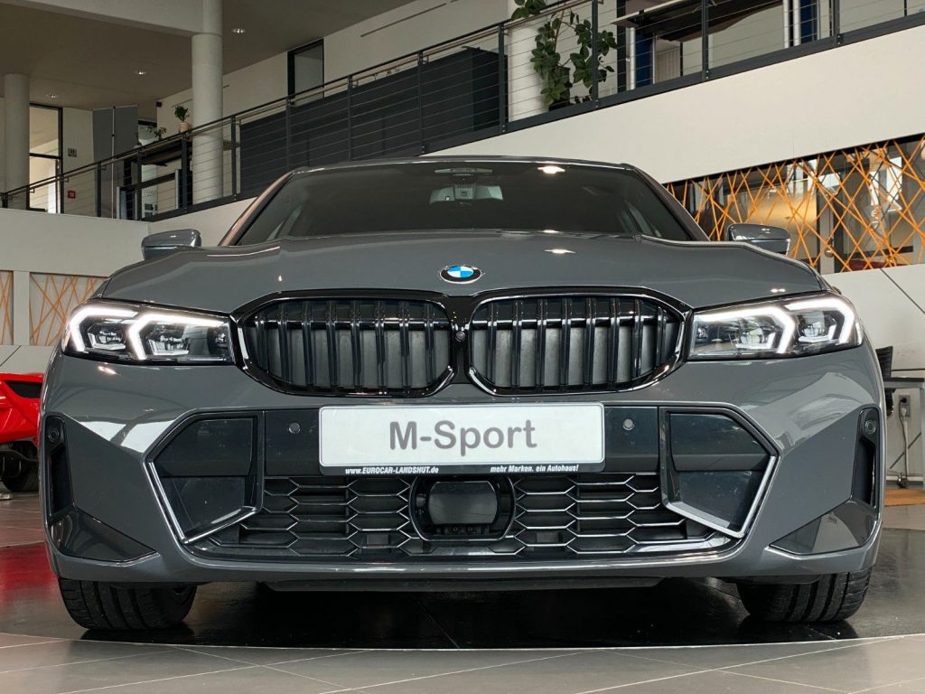 BMW 330d xDr M-Sport Pro M-Sitze Carbon Sthz ACC AHK