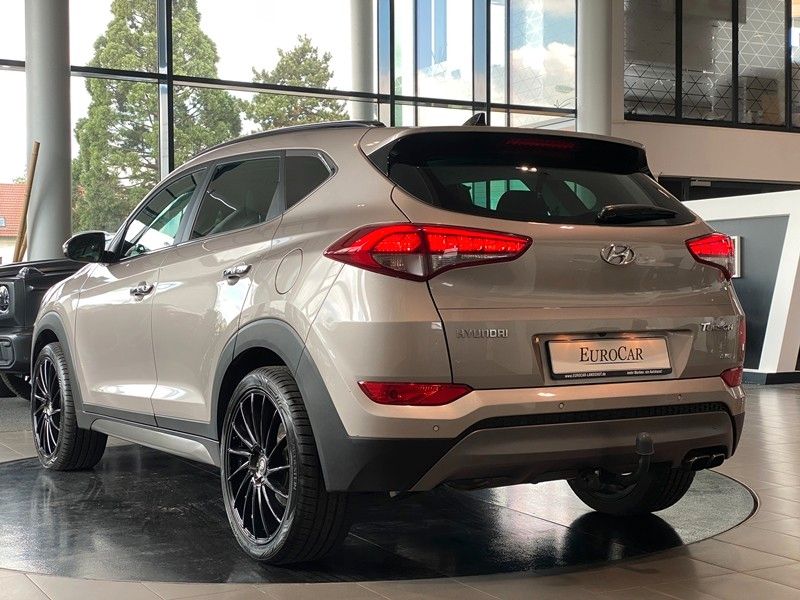 Hyundai Tucson 1.6 T-GDI 4WD Premium Navi LED Pano AHK