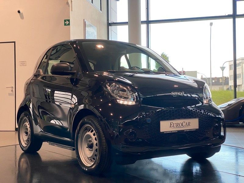 Smart fortwo coupe EQ Cool & Audio Tempomat DAB