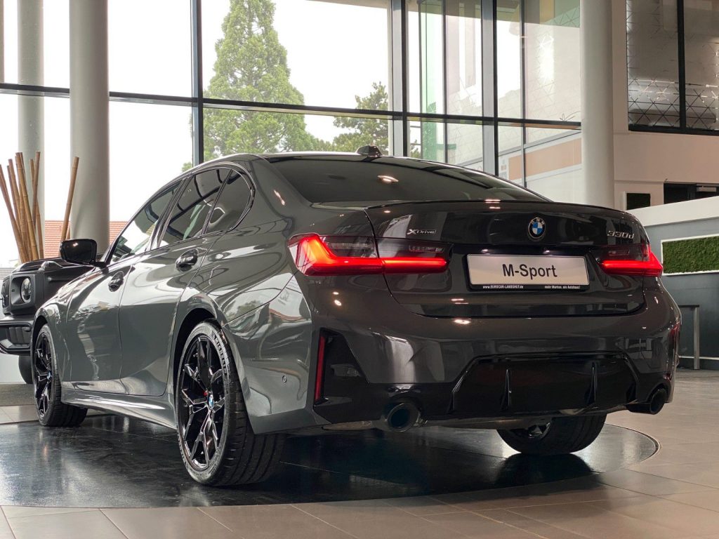 BMW 330d xDr M-Sport Pro M-Sitze Carbon Sthz ACC AHK