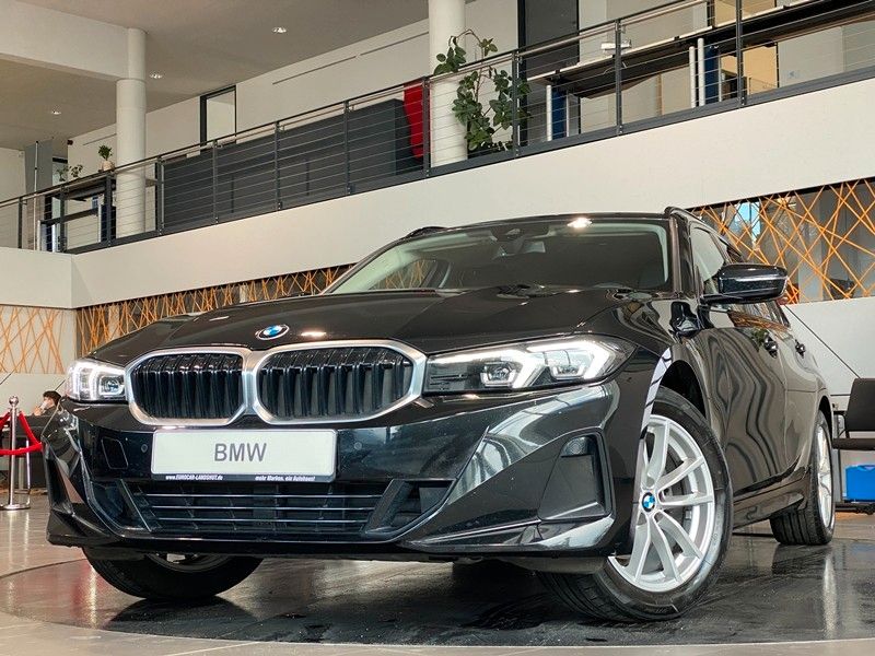 BMW 320d Touring xDrive Curved DrivingA. DAB Shz LED